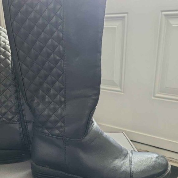 Kenneth Cole Black Mid High Boots - Picture 1 of 3